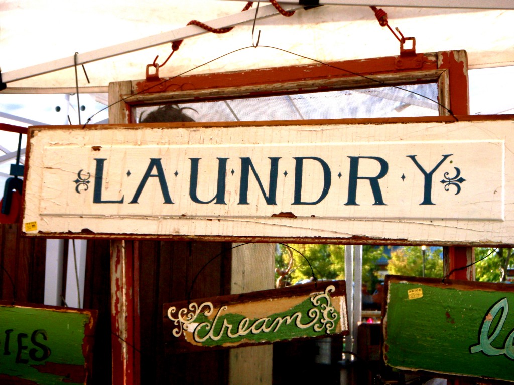 Laundry sign